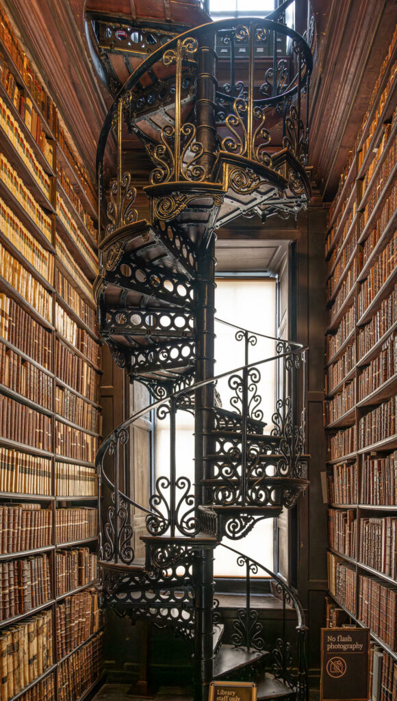 Dublin, The Book of Kells, Trinity College Bibliothek