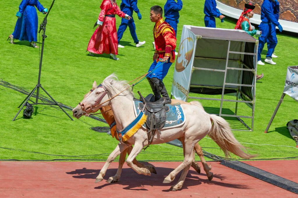 Ulaanbaatar, Naadam-Fest