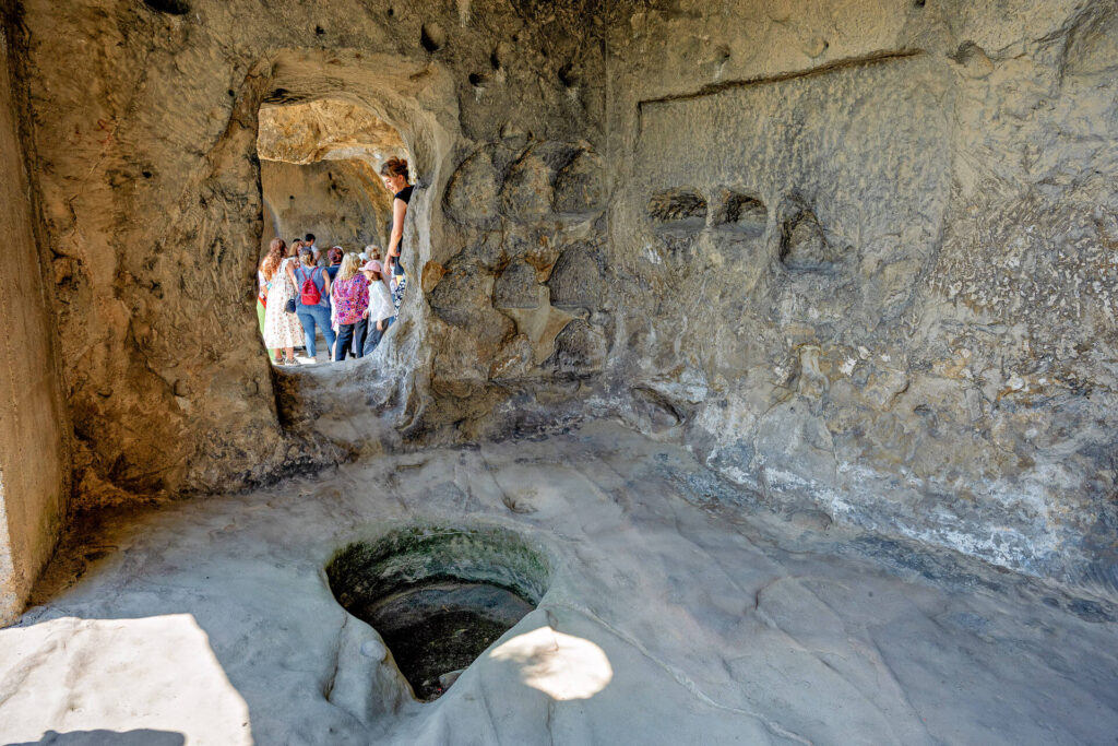 Höhlenstadt Uplistsikhe (ca. 3000 Jahre alt)